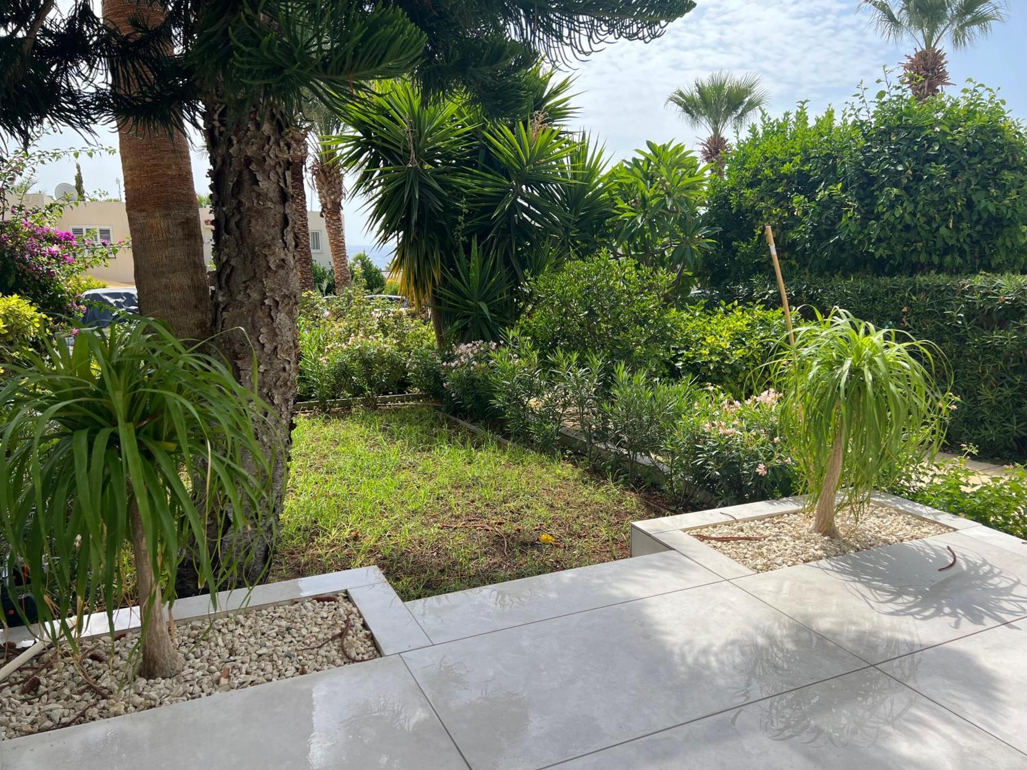 Modern Seaview Townhouse In Coral Bay (Adults Only) Daire Peyia Dış mekan fotoğraf